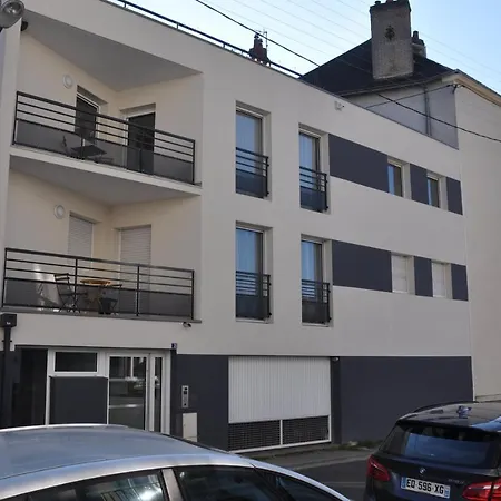 Grand Et Lumineux T2 A 2 Pas De La Riviere Erdre Et Proche Du Centre * Nantes