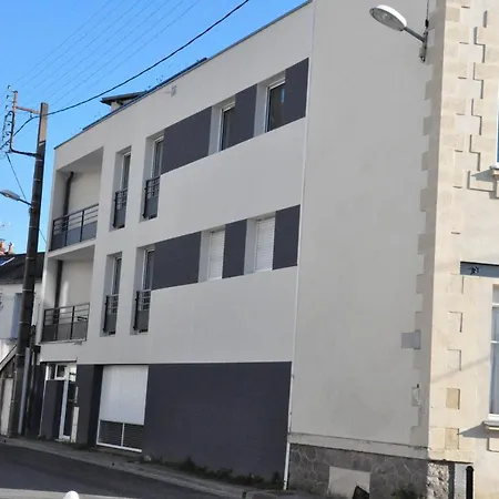 Appartement Grand Et Lumineux T2 A 2 Pas De La Riviere Erdre Et Proche Du Centre *
